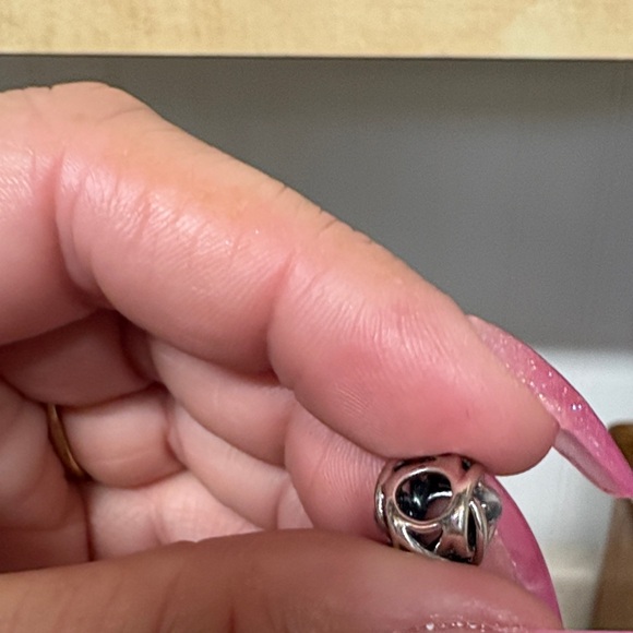 Pandora NWOT Clear Eternity Circle Charm - Picture 4 of 5